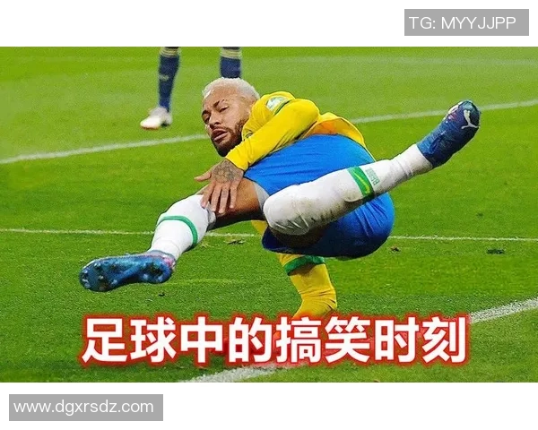 足球明星搞笑瞬间合集让你捧腹大笑的呆萌时刻回顾