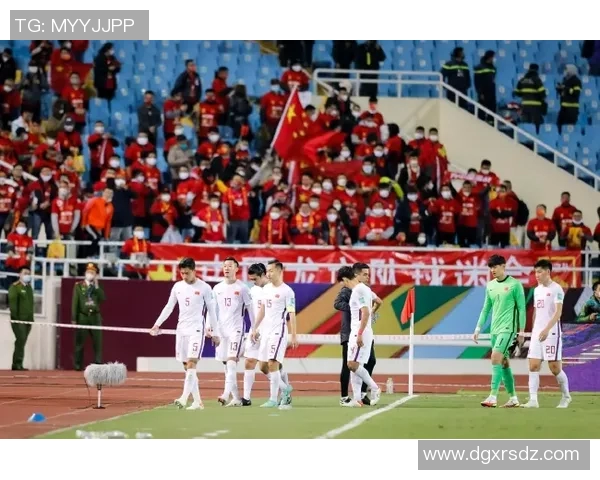 赛后分析:北京足球队与南京足球队的战术意识与表现对比 赛后分析:北京足球队与南京足球队的战术意识与表现对比