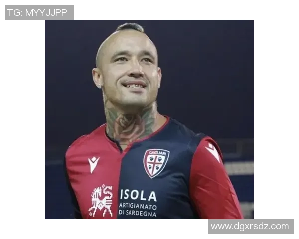 足球明星们的绰号揭秘：从小跳蚤到魔术师的背后故事与含义