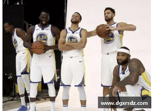 NBA新赛季：球队力量对比与明星球员表现分析